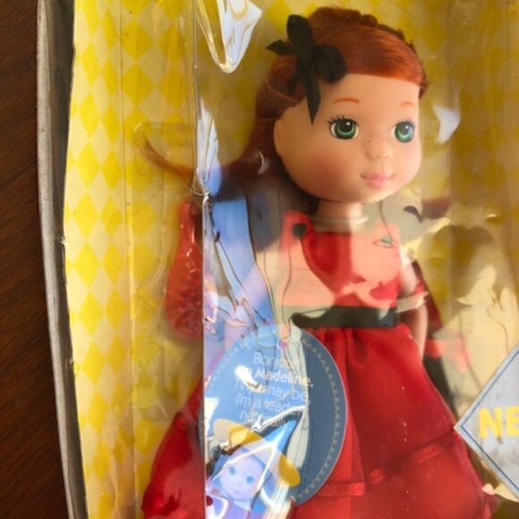 LEARNING CURVE Madeline Poseable Doll 2003 - Picture 9 of 15
